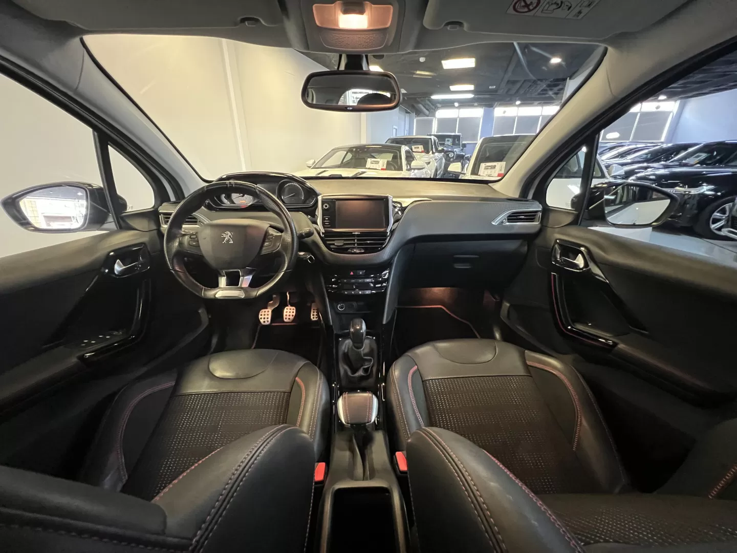 Peugeot 2008 1.2 PureTech GT Line - foto 6