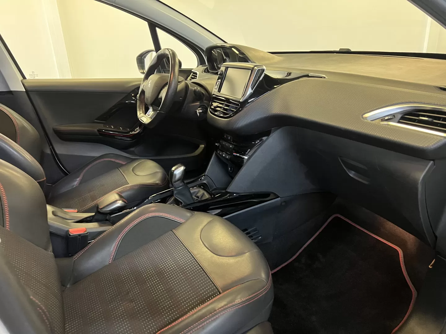 Peugeot 2008 1.2 PureTech GT Line - foto 7