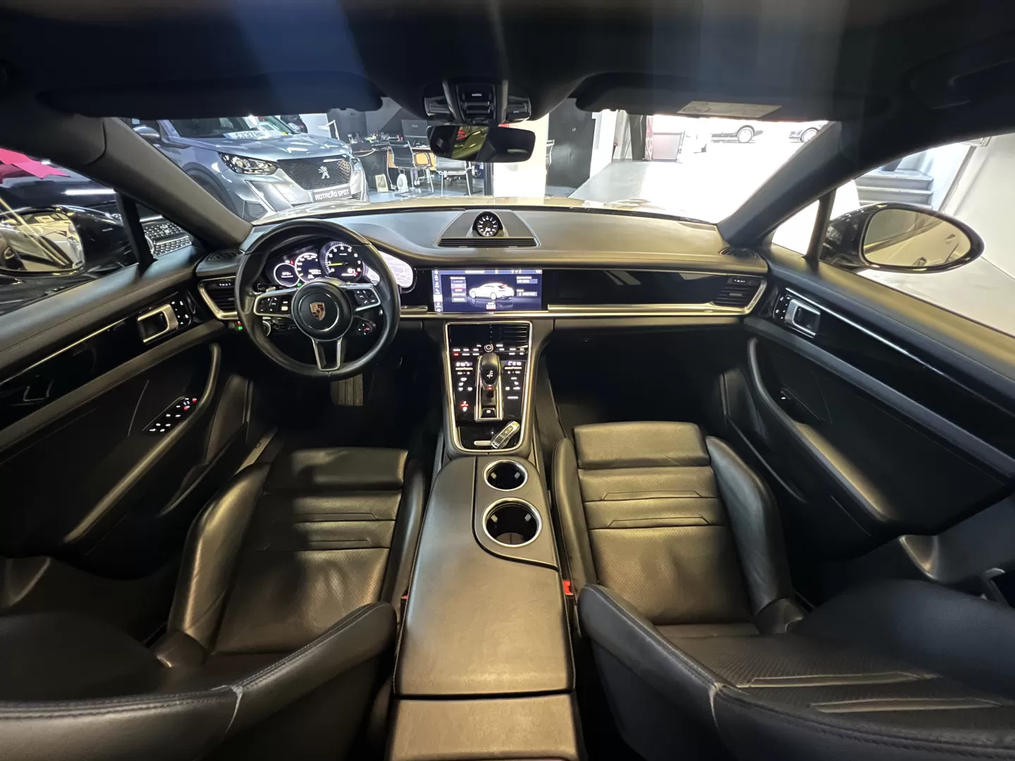 Porsche Panamera Sport Turismo 4 E-Hybrid - foto 4