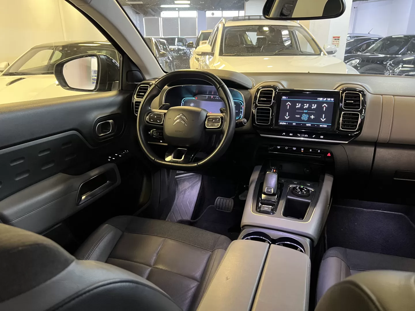 Citroën C5 Aircross 1.5 BlueHDi Shine J19 EAT8 - foto 8