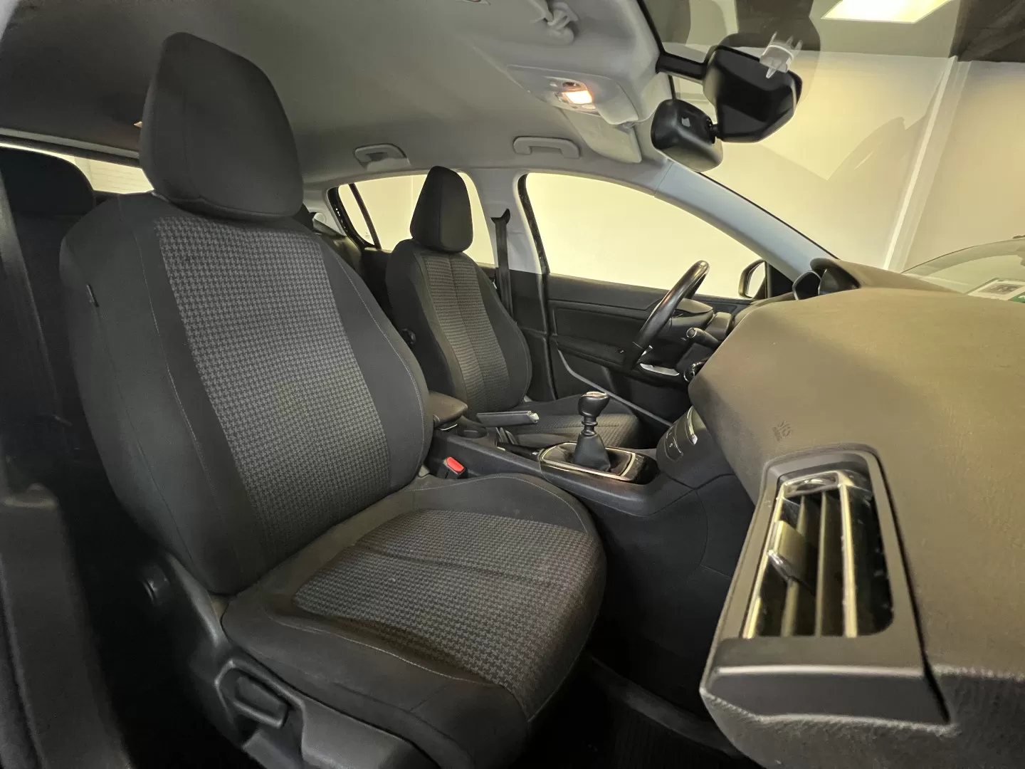 Peugeot 308 1.2 PureTech Style J17 - foto 8