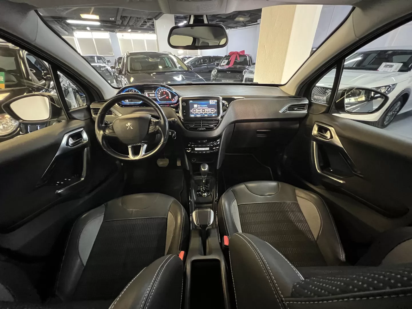 Peugeot 2008 1.2 PureTech Allure EAT6 - foto 6