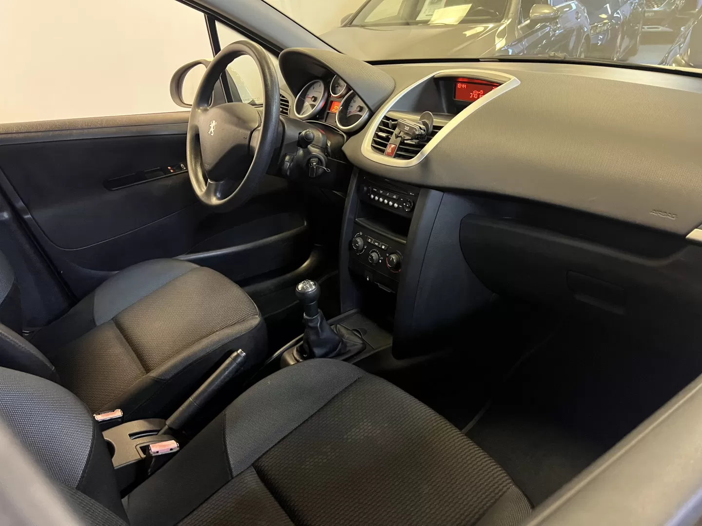 Peugeot 207 1.4 HDi Active - foto 6