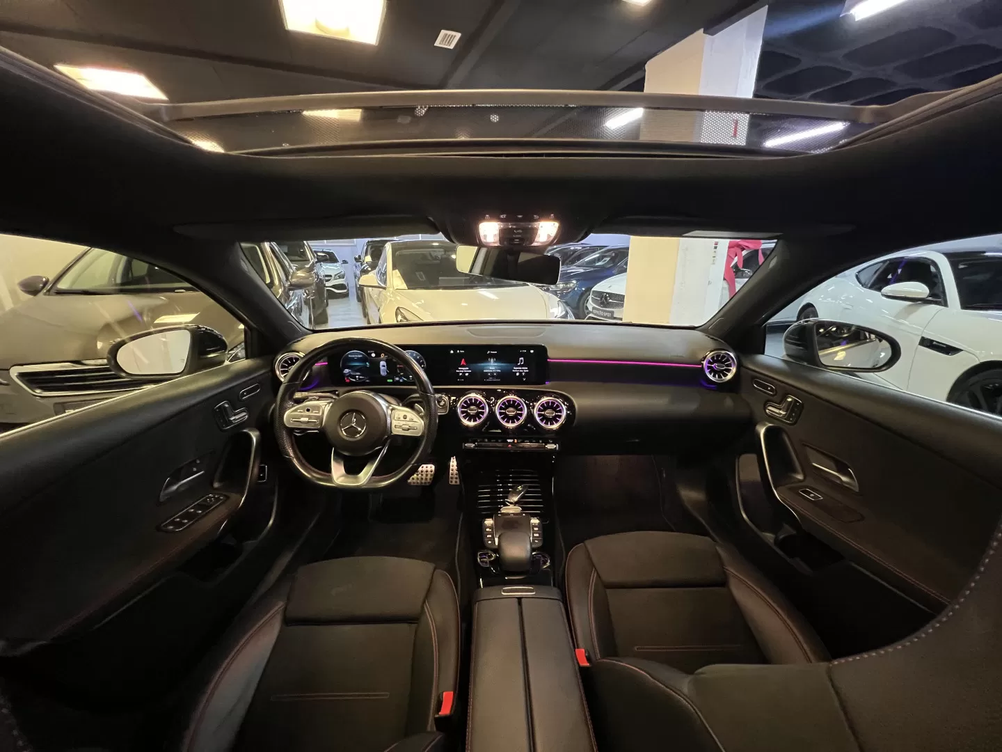 Mercedes-Benz A 250 e 8G-DCT AMG Line - foto 8
