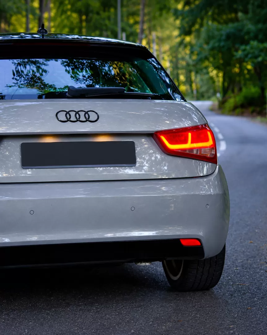 Audi A1 1.6 TDI S-line - foto 3