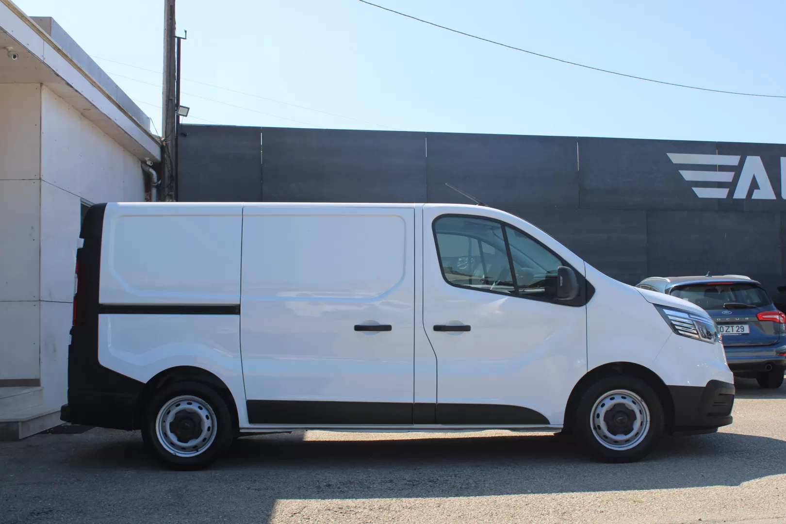 Renault  Trafic 2.0 Blue dCI C/Frio - foto 6
