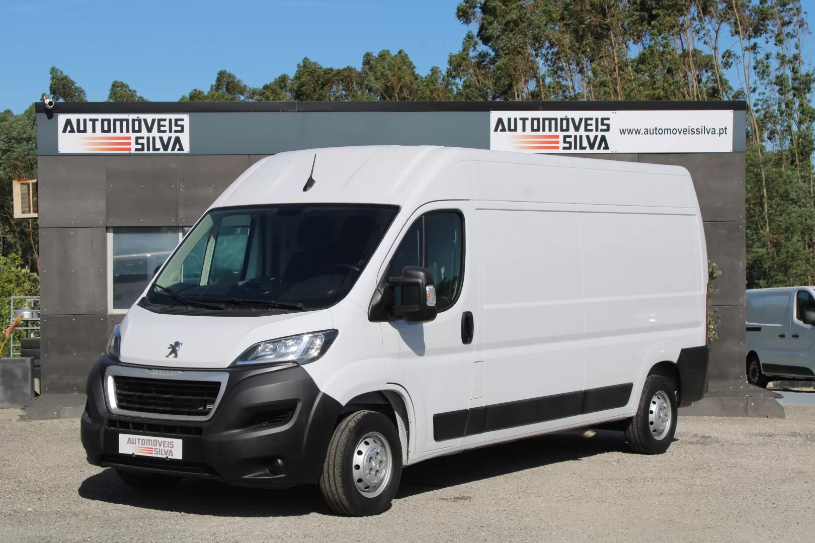 Peugeot  Boxer 2.2 BlueHDI L3H2 Premium