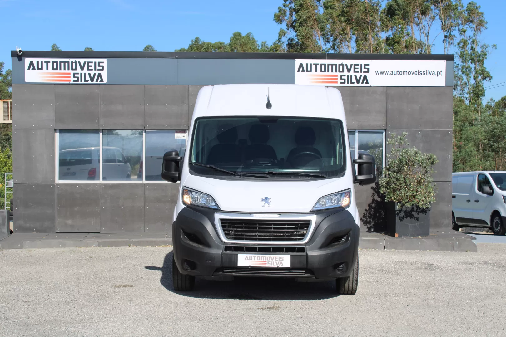 Peugeot  Boxer 2.2 BlueHDI L3H2 Premium - foto 3