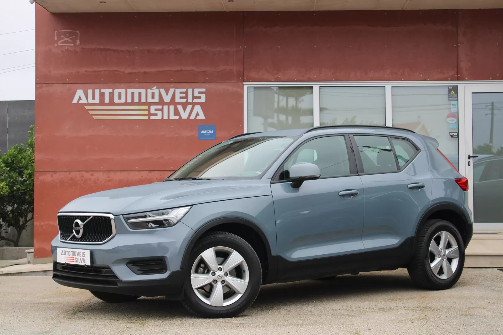 Volvo XC 40 2.0 D3 Momentum Geartronic - foto 3