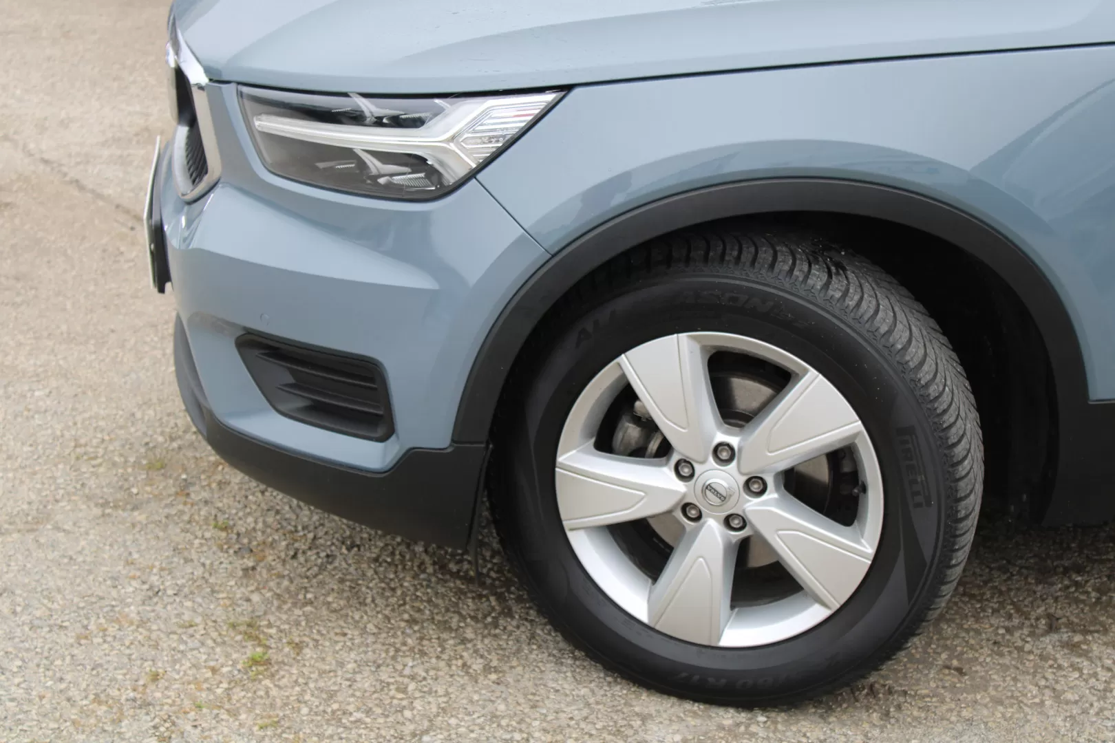 Volvo XC 40 2.0 D3 Momentum Geartronic - foto 5