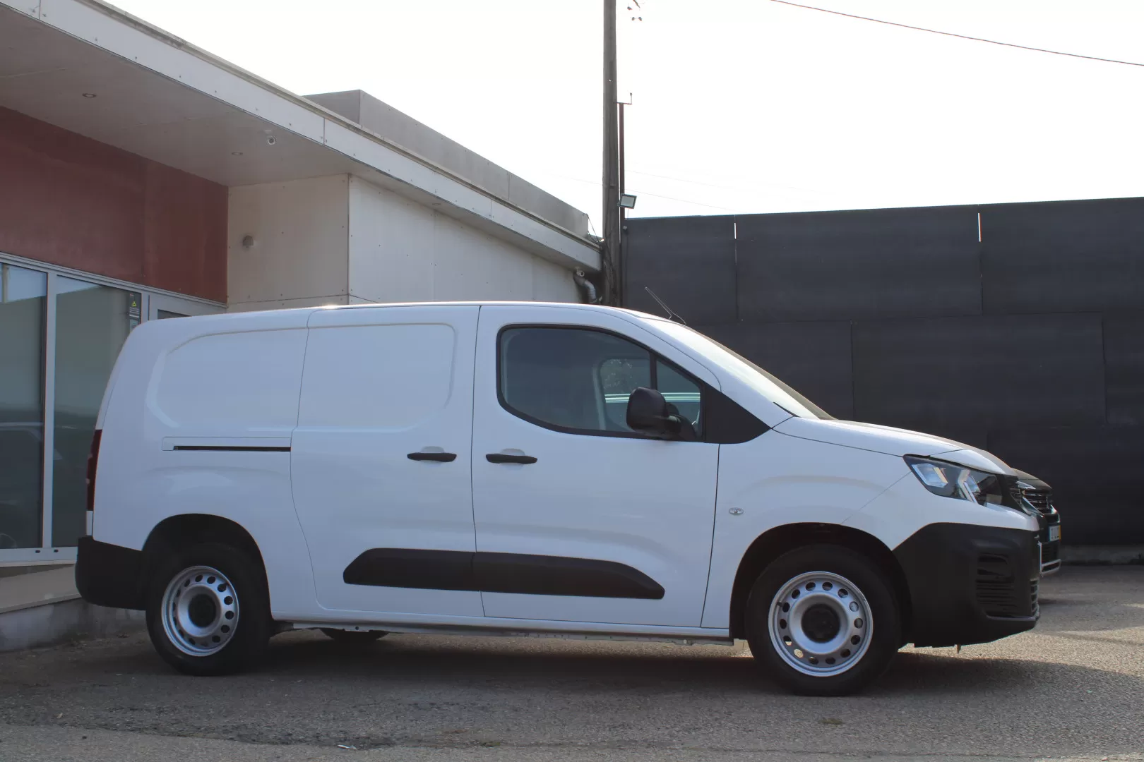 Peugeot  Partner 1.5 BlueHDI Longa - foto 4