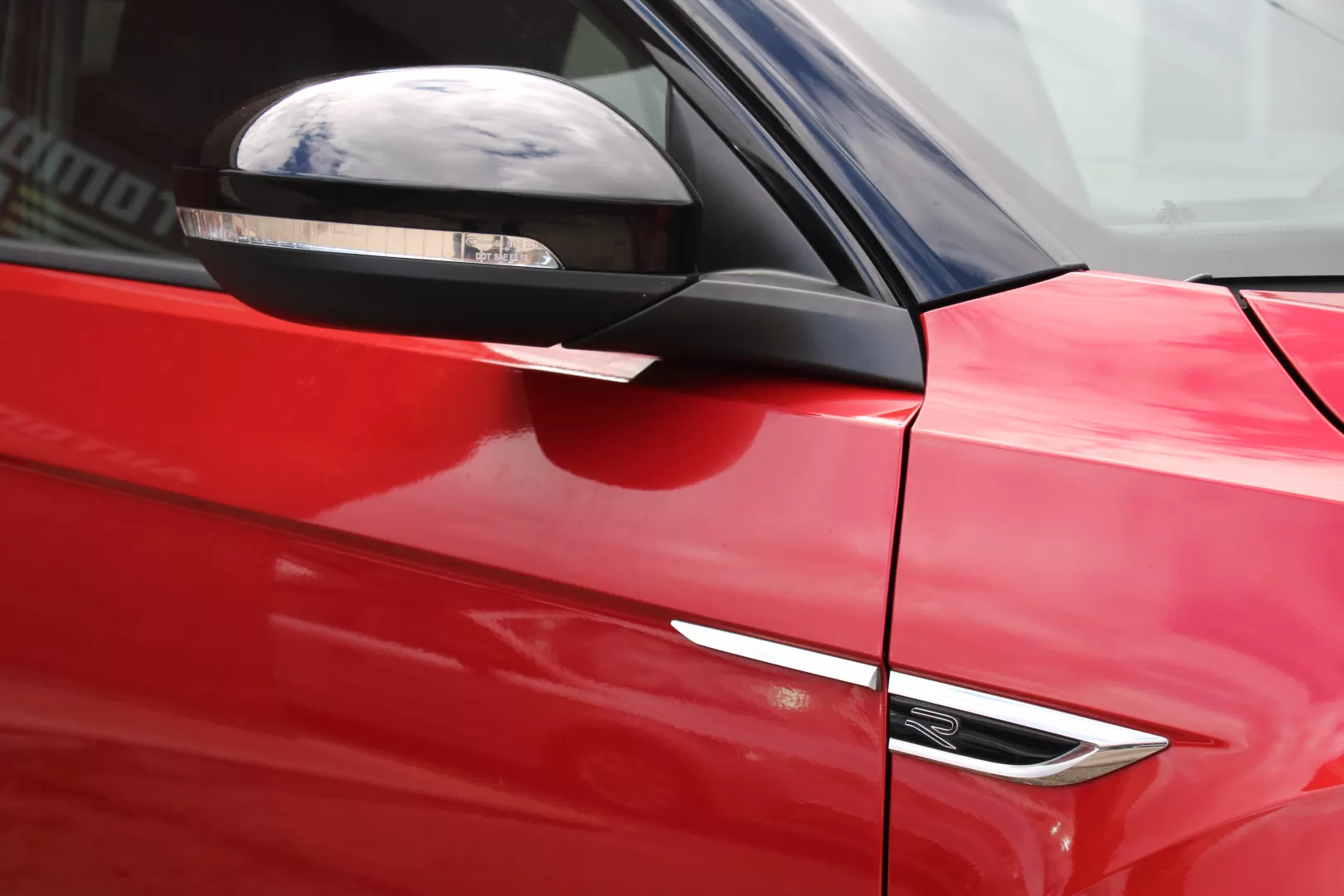 VW T-Roc 2.0 TDI R-Line DSG - foto 8