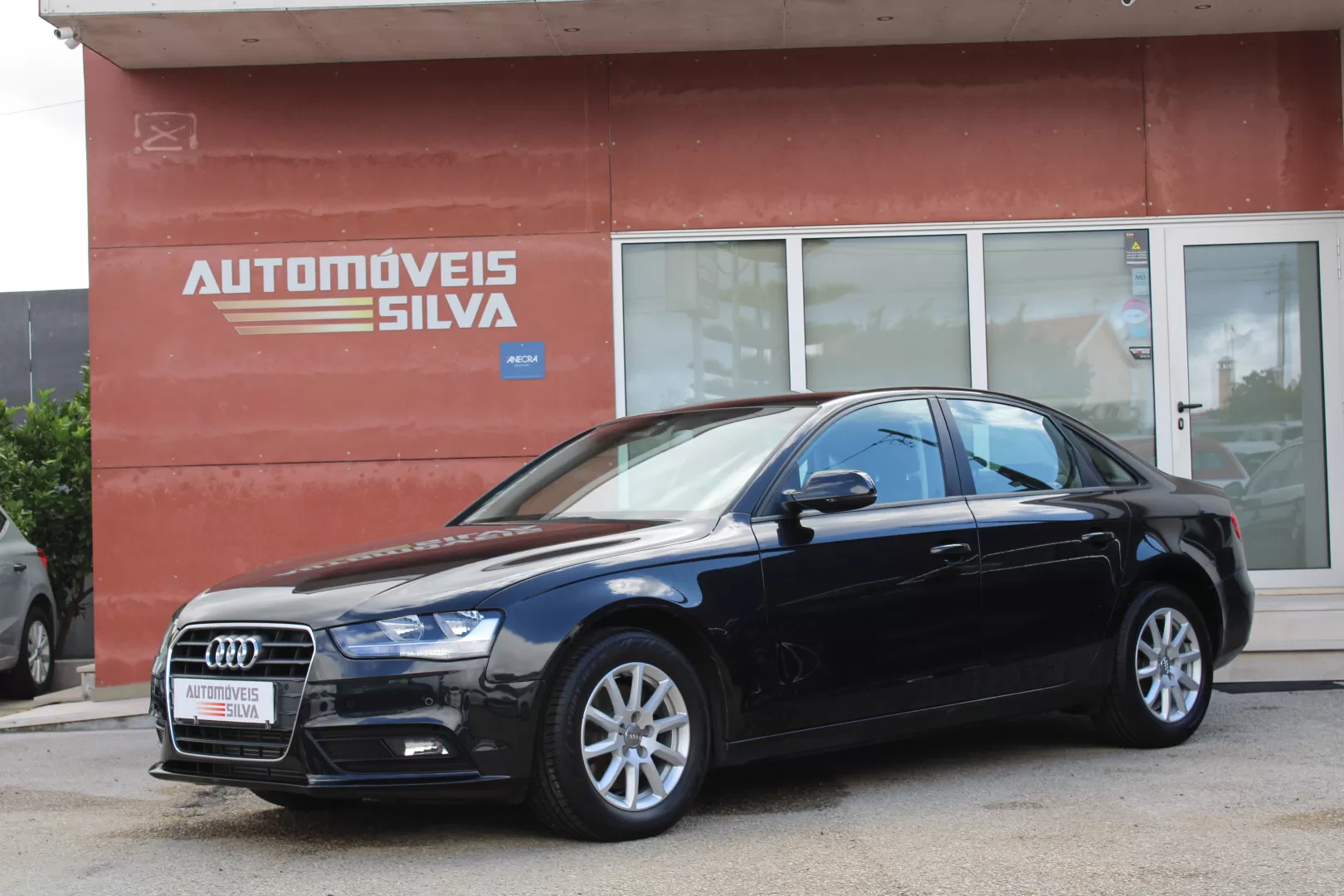 Audi A4  2.0 TDI Advance - foto 2