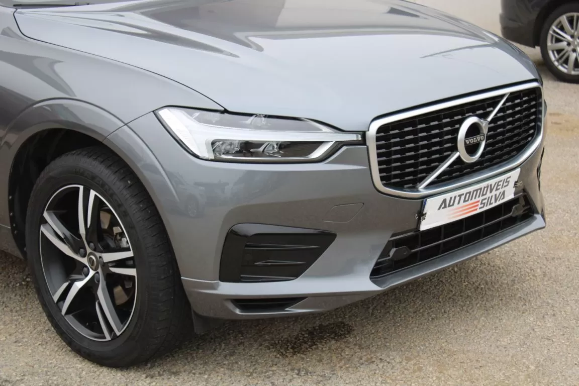 Volvo XC 60 2.0 D4 R-Design Geartronic - foto 7