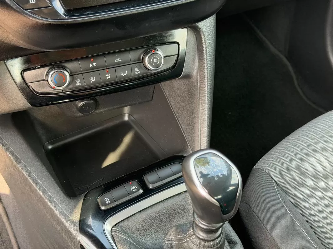 Opel Corsa 1.5 D Business Edition - foto 3