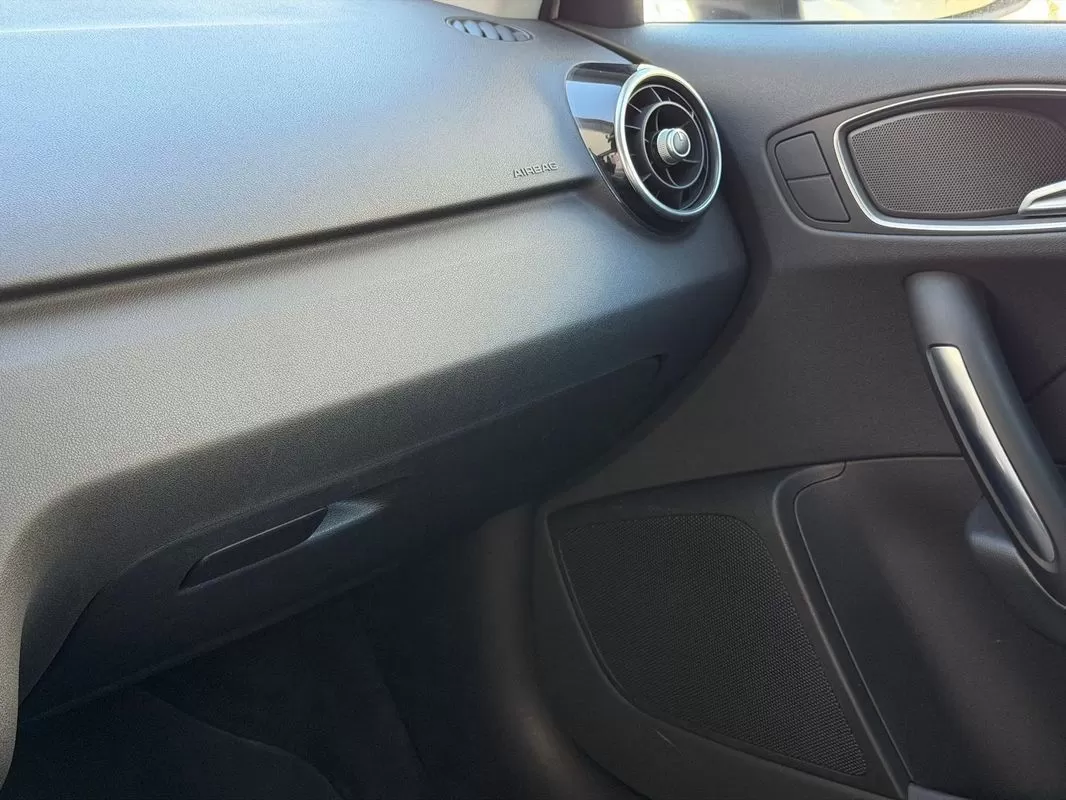 Audi A1 Sportback  1 0 Tfsi Ultra Sport - foto 4