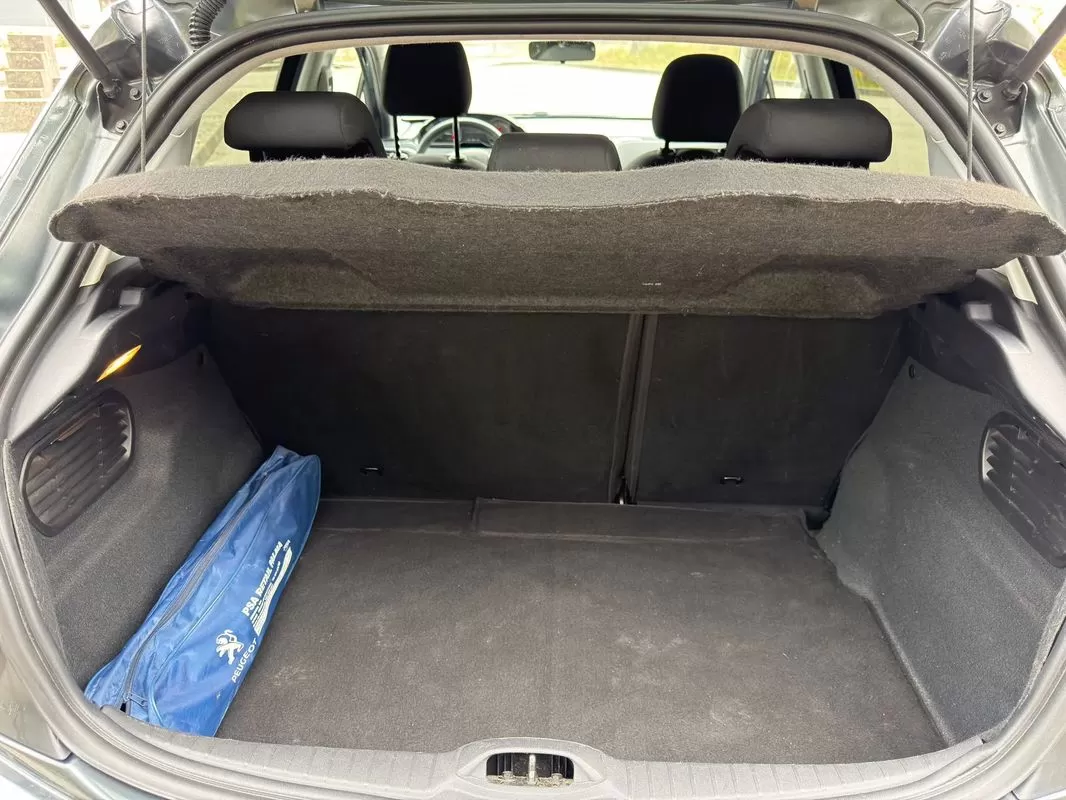Peugeot 208 1.6 BlueHDi Style - foto 8