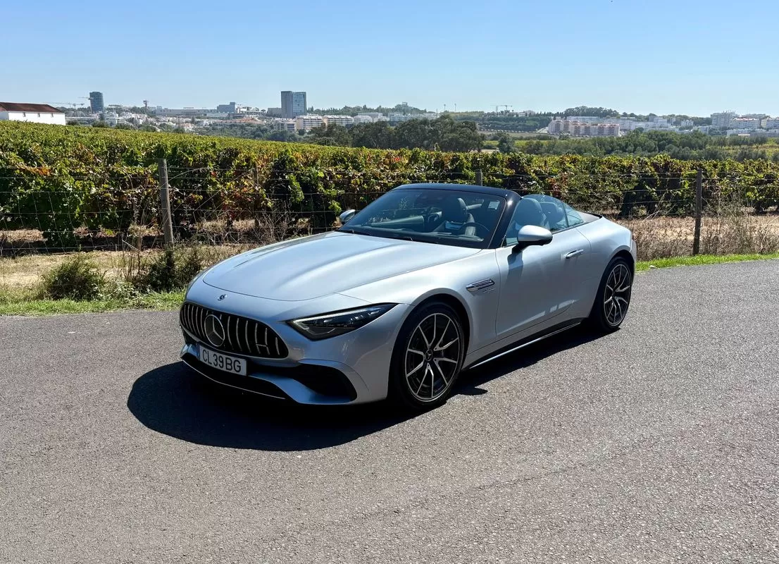Mercedes-Benz SL 43 AMG Standard - foto 3