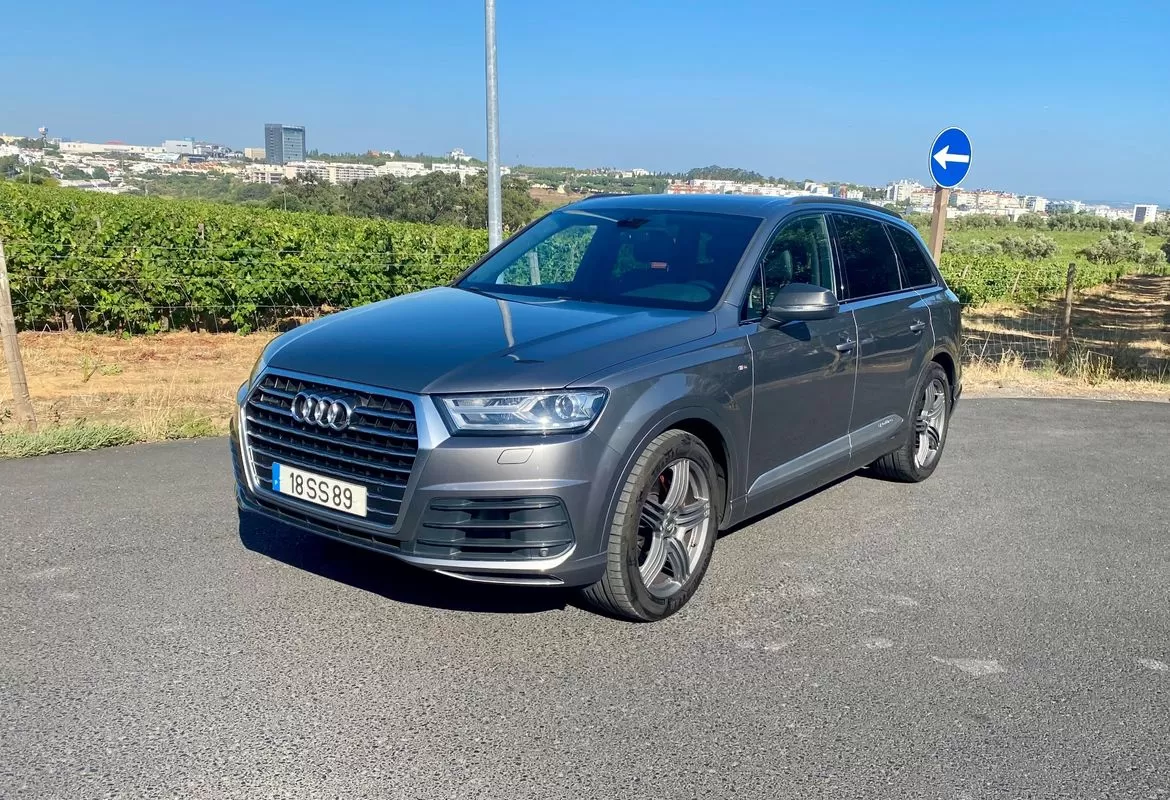 Audi Q7 3.0 TDi quattro S-line Tiptronic 7L - foto 2