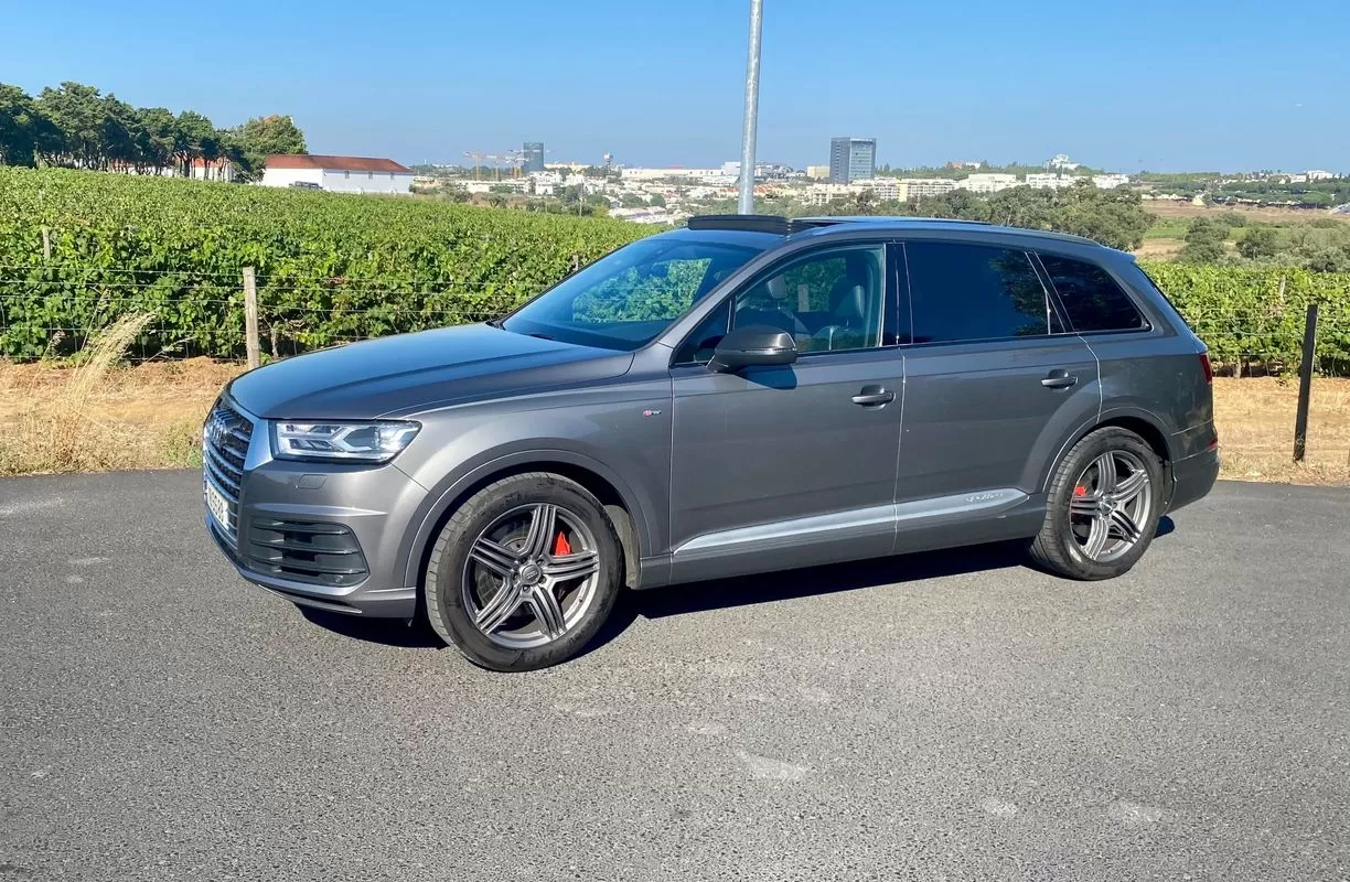 Audi Q7 3.0 TDi quattro S-line Tiptronic 7L - foto 3