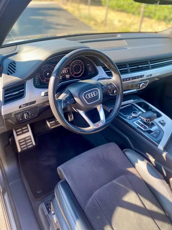 Audi Q7 3.0 TDi quattro S-line Tiptronic 7L - foto 7