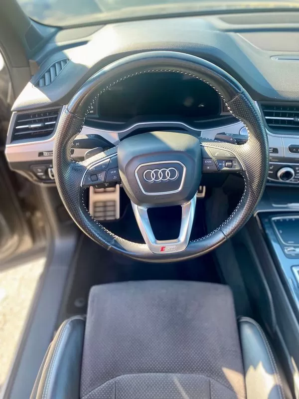 Audi Q7 3.0 TDi quattro S-line Tiptronic 7L - foto 8