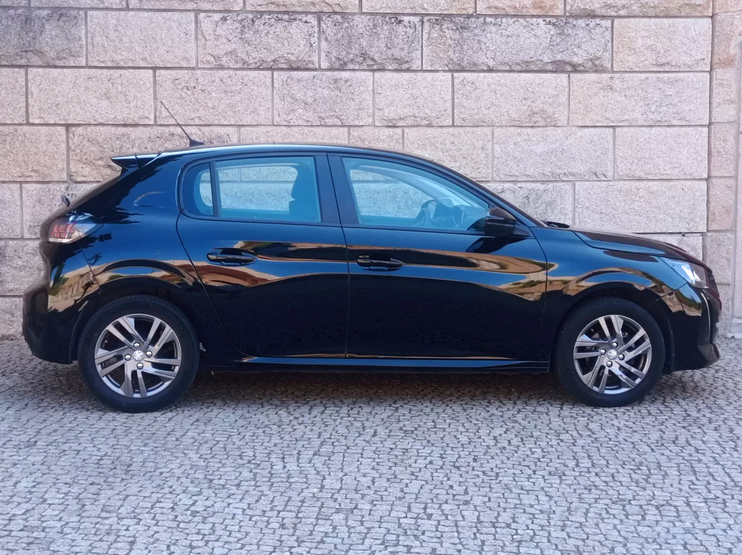 Peugeot 208 1.2 PureTech Active - foto 3