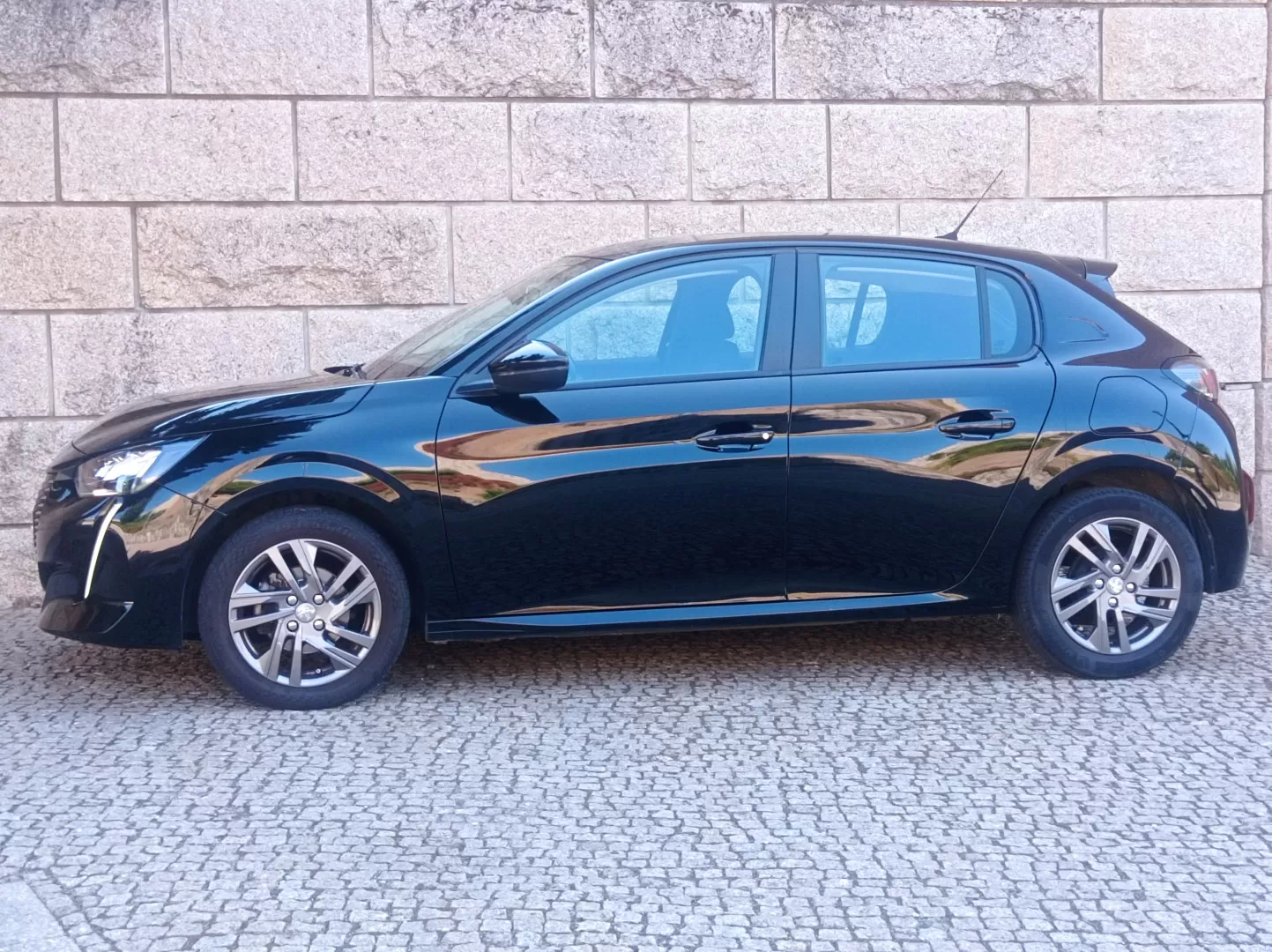 Peugeot 208 1.2 PureTech Active - foto 8