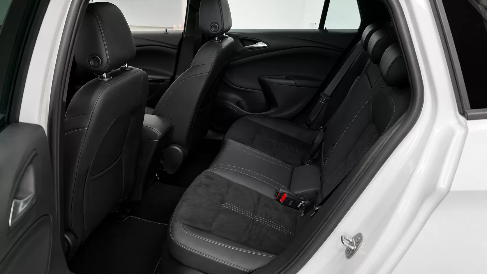 Opel Astra Sports Tourer 1.5 D Ultimate S/S - foto 8