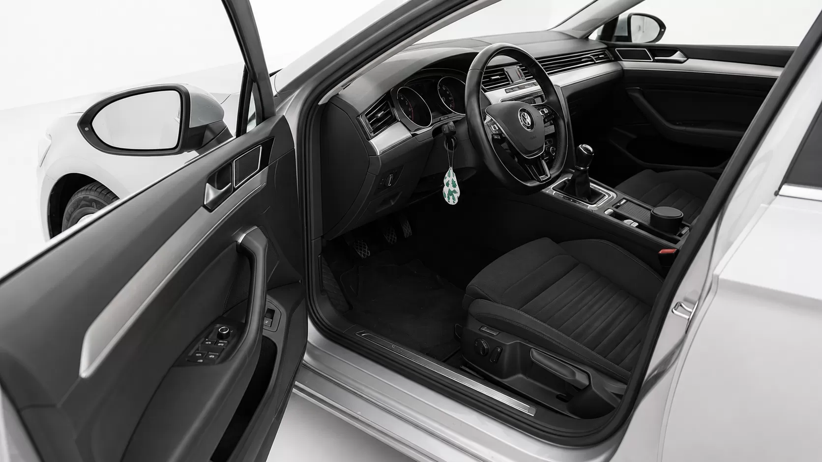 VW Passat 2.0 TDI Highline - foto 5