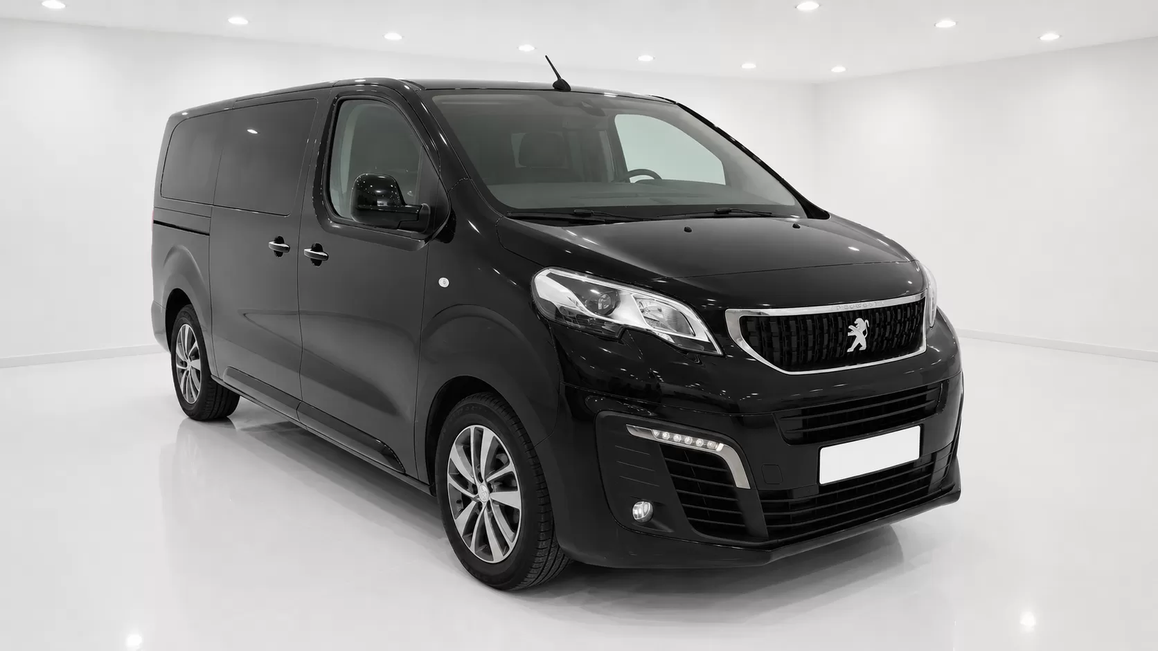 Peugeot e-Traveller 50 kWh VIP Long - foto 2