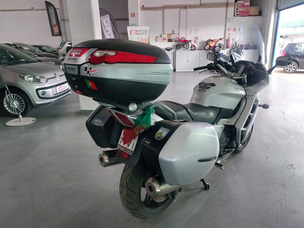 Yamaha FJR 1300 - foto 6