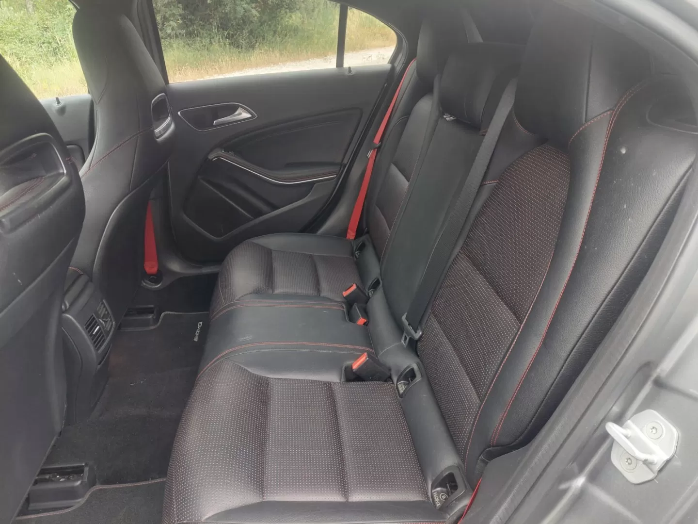 Mercedes-Benz A 45 AMG 4Matic Speedshift 7G-DCT - foto 8