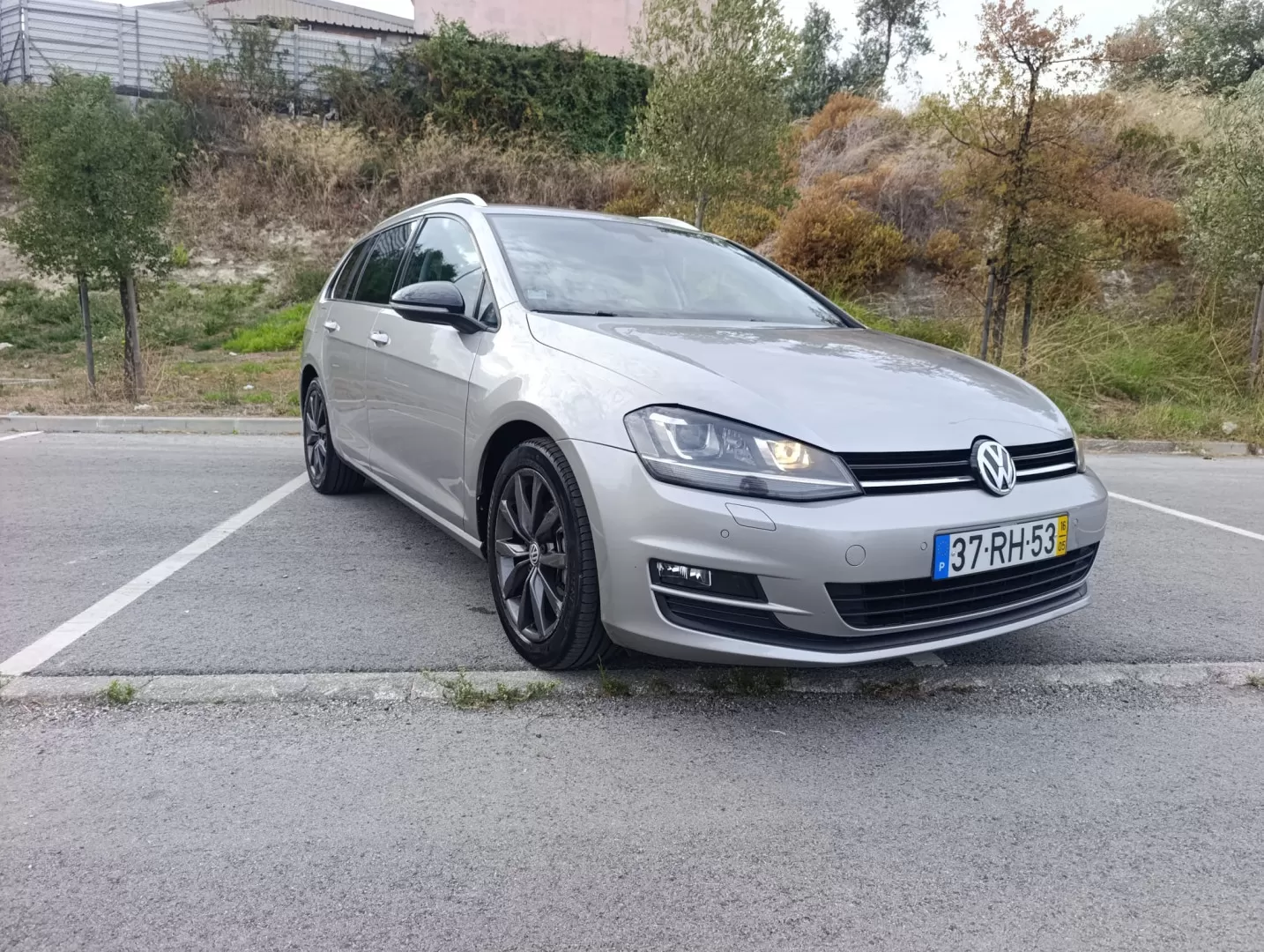 VW Golf VII VARIANT DIESEL GPS EDITION - foto 3