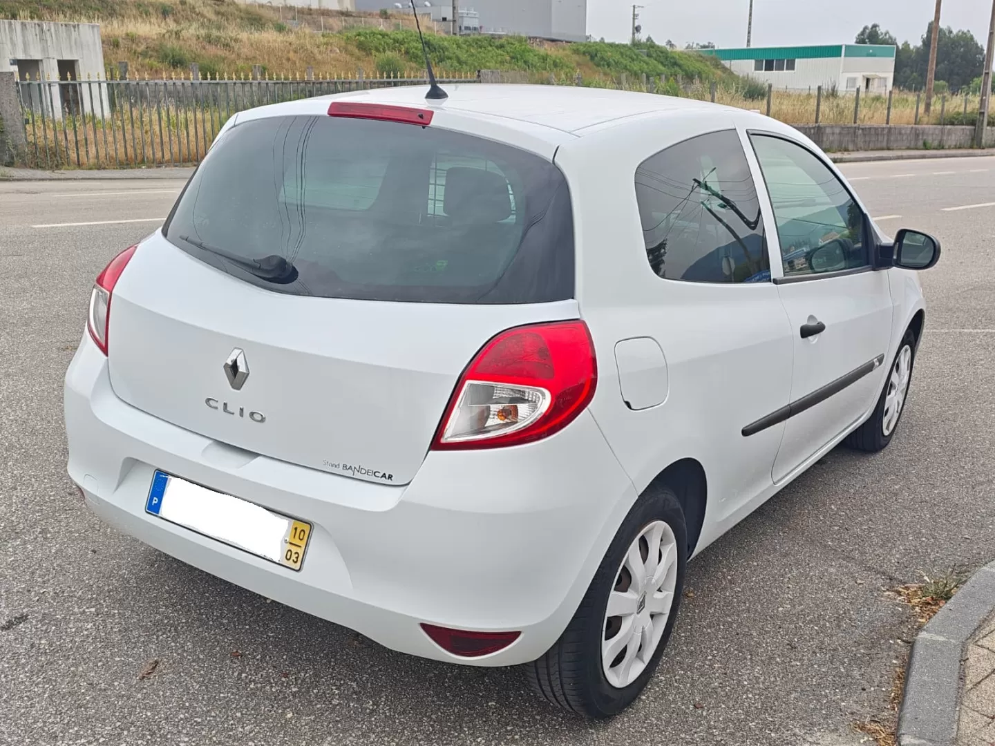Renault Clio Comercial - foto 8