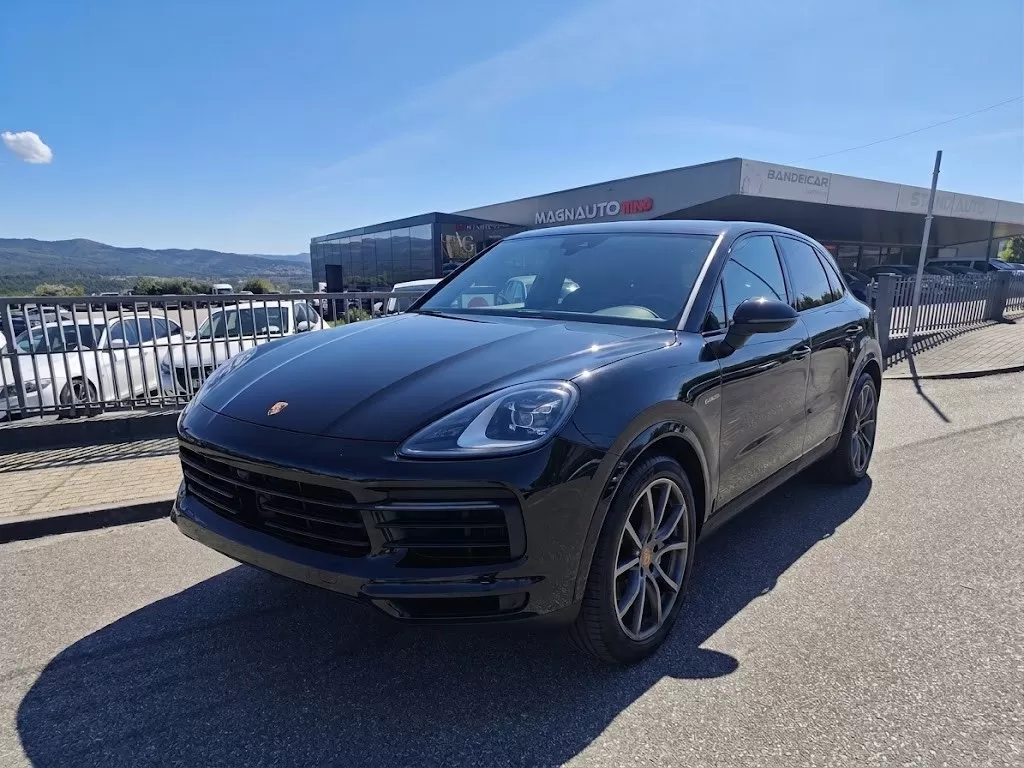 Porsche Cayenne E-Hybrid Platinum Edition
