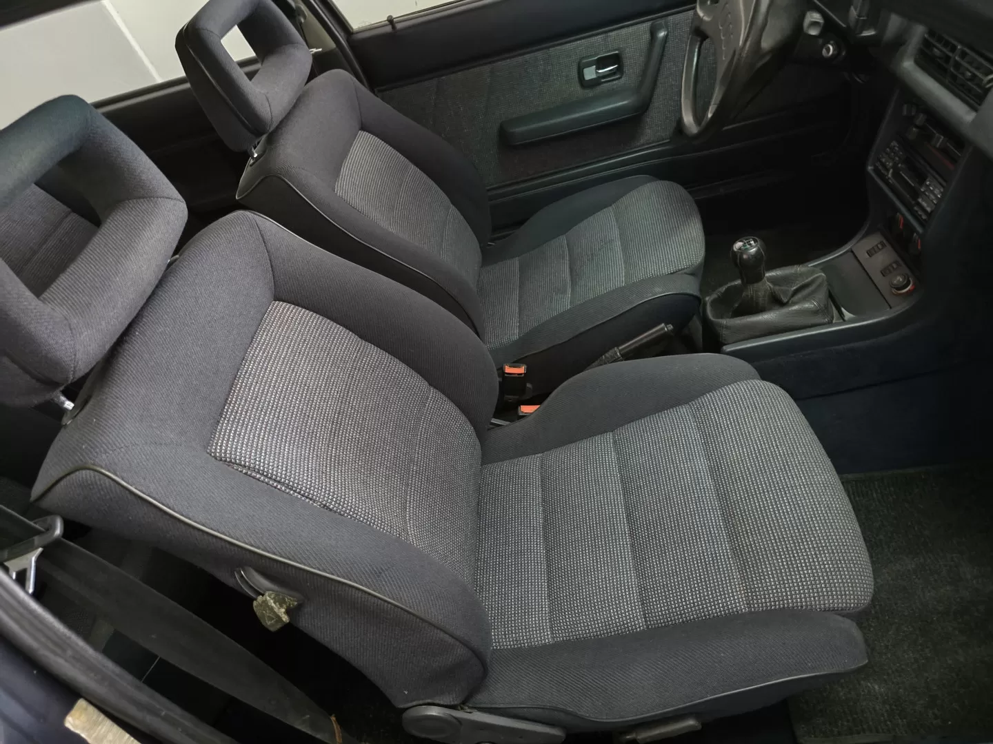 Audi Coupé 81 - foto 6