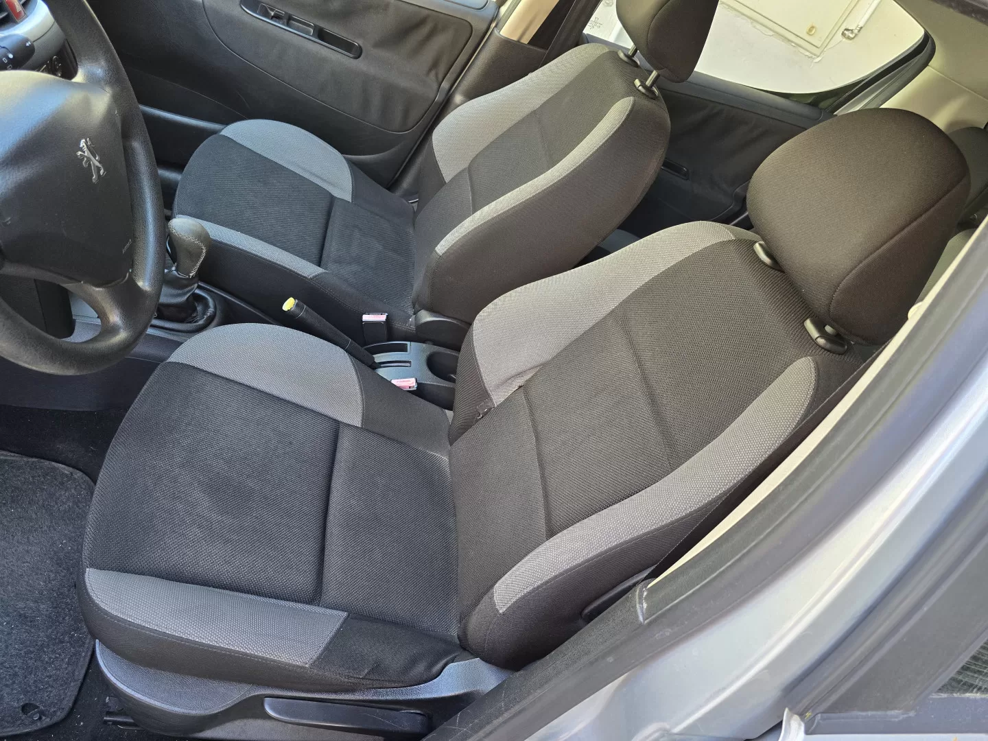 Peugeot 207 1.4 16V Active - foto 8