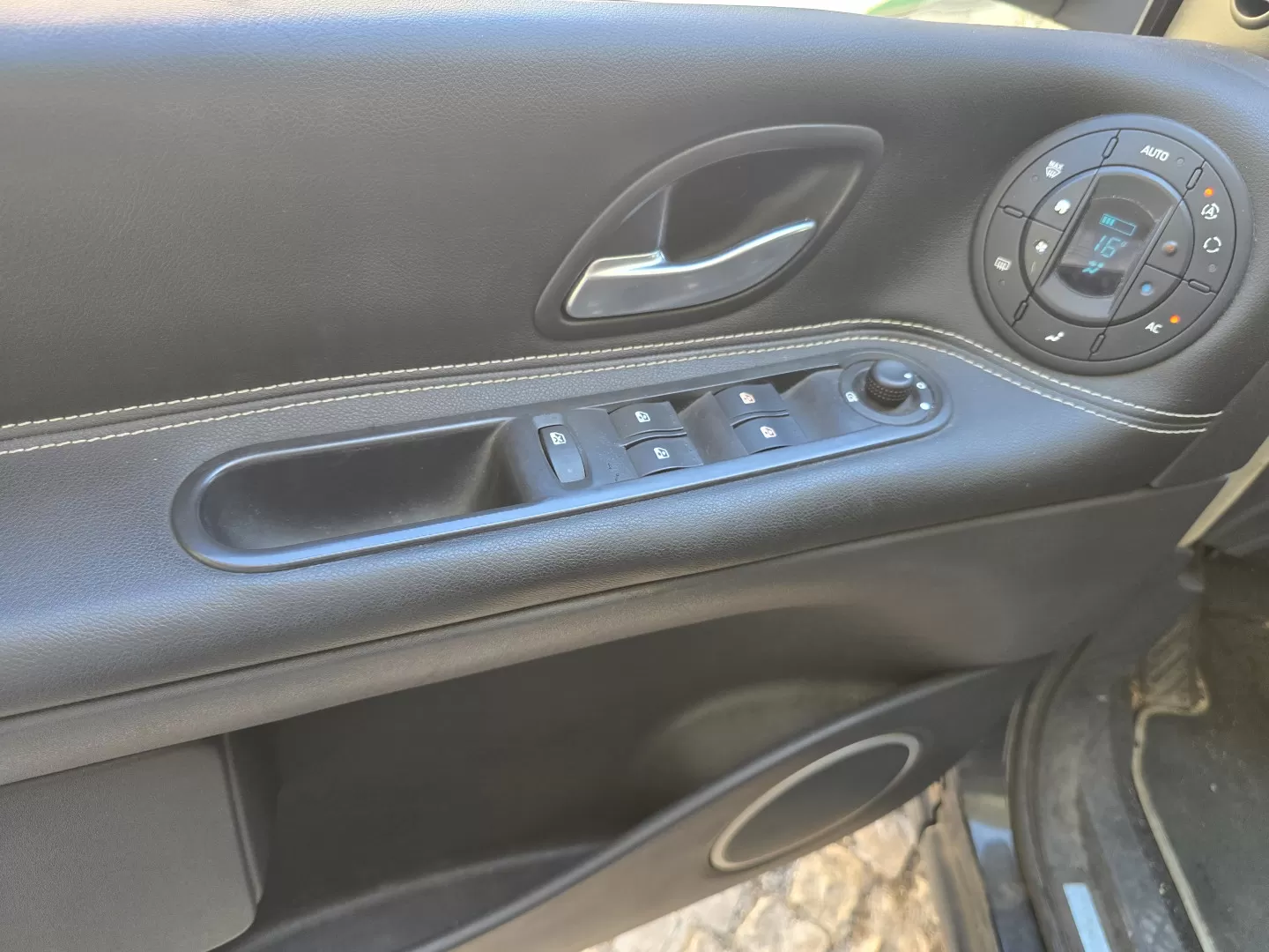 Renault Espace 2.0 dCi Initiale Aut. - foto 7