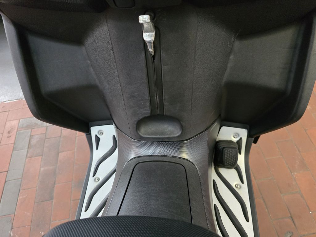 Piaggio MP3 400 hpe - foto 8