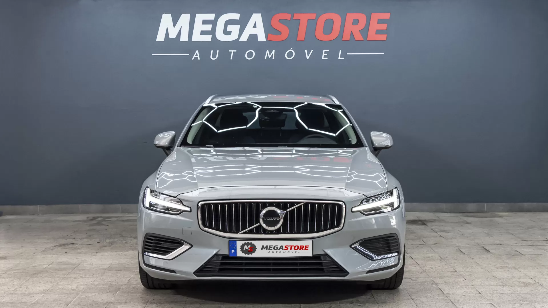 Volvo V60 2.0 T6 AWD TE Essential - foto 2