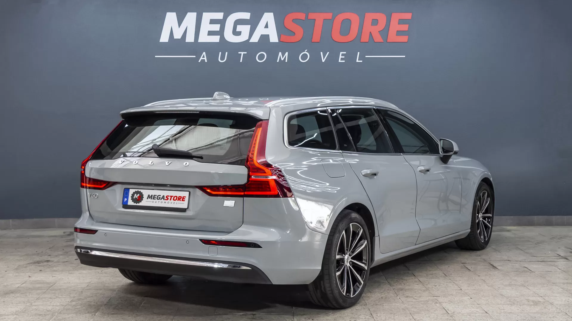 Volvo V60 2.0 T6 AWD TE Essential - foto 7