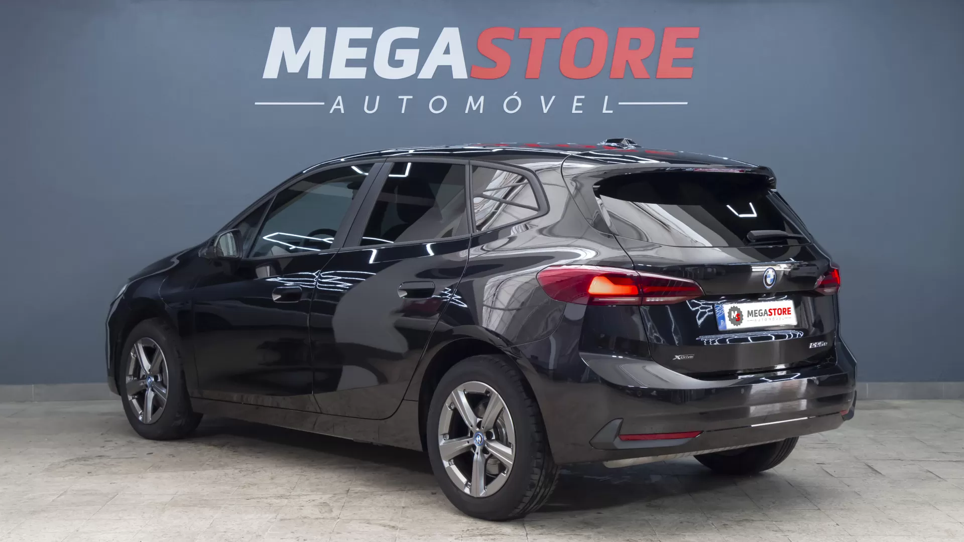 BMW 225xe Active Tourer e xDrive - foto 5