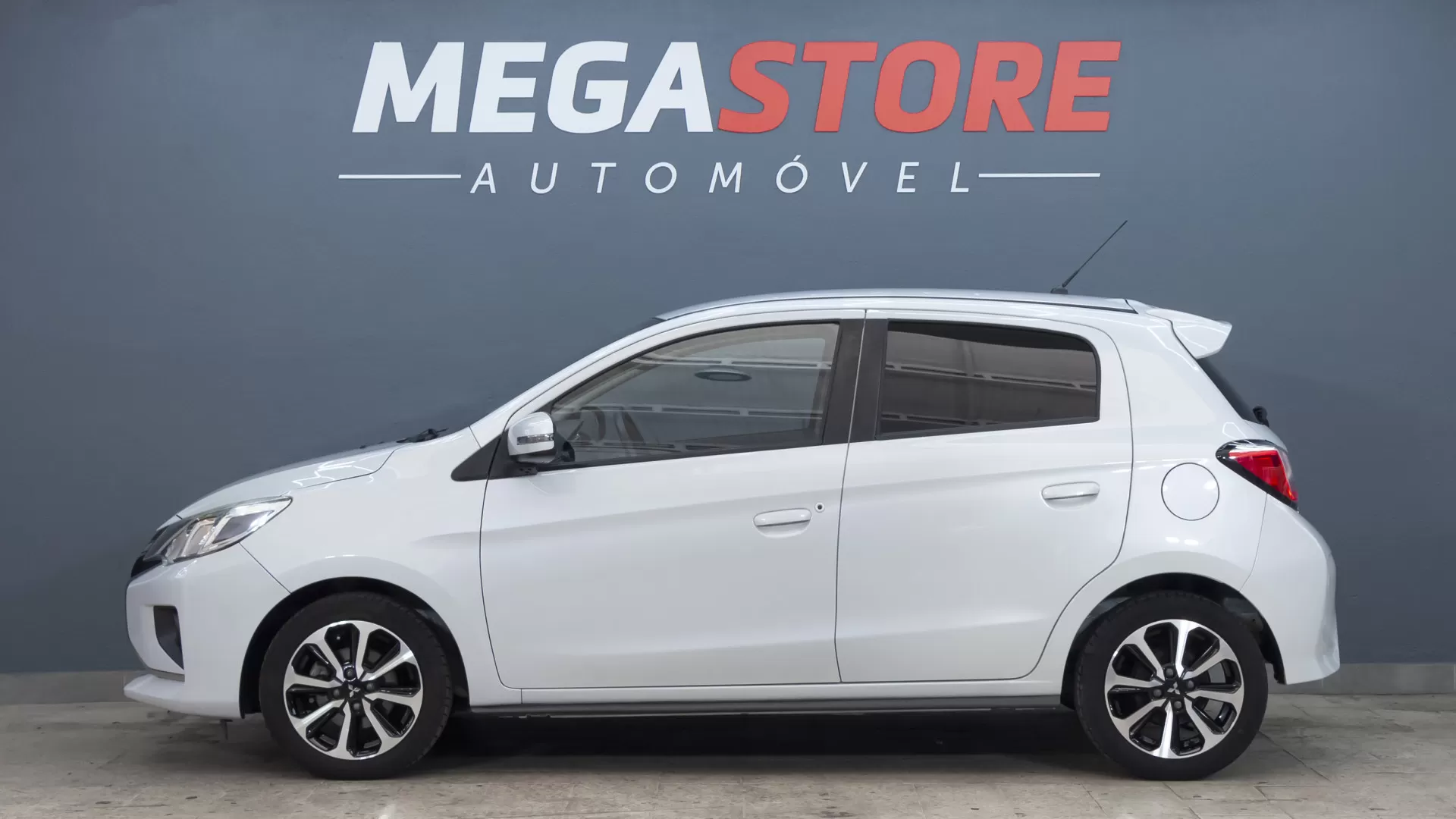 Mitsubishi Space Star 1.2 Diamond CVT - foto 4