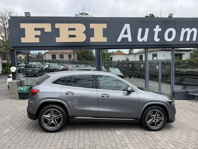 Mercedes-Benz GLA 180 d AMG - foto 7