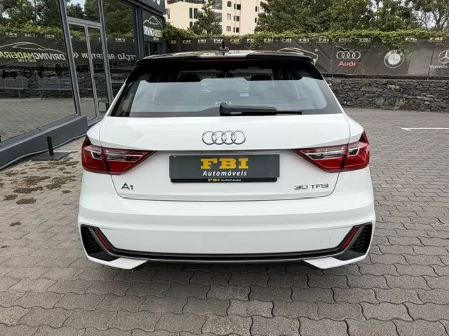 Audi A1 Sportback 30 TFSI S-TRONIC S-LINE - foto 8