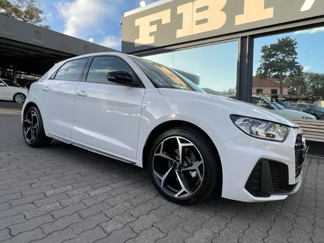 Audi A1 Sportback 30 TFSI S-TRONIC S-LINE - foto 6