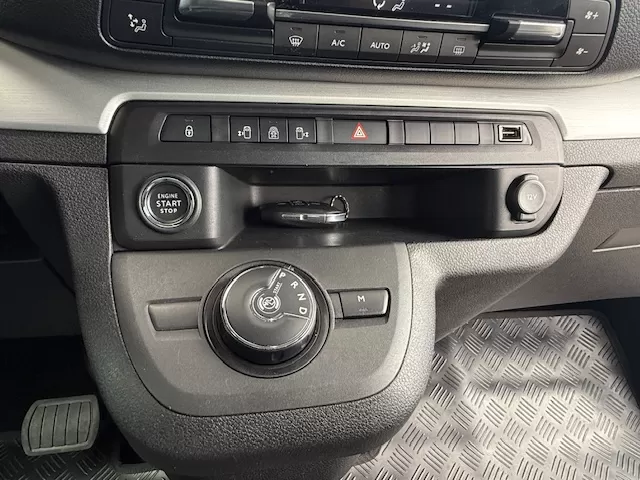 Opel  OPEL ZAFIRA LIFE 2.0 CDTI L2H1- 8 LUGARES - foto 3