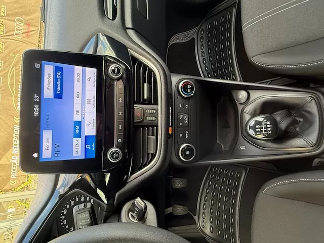 Ford Fiesta 1.0 ECOBOOST - foto 4