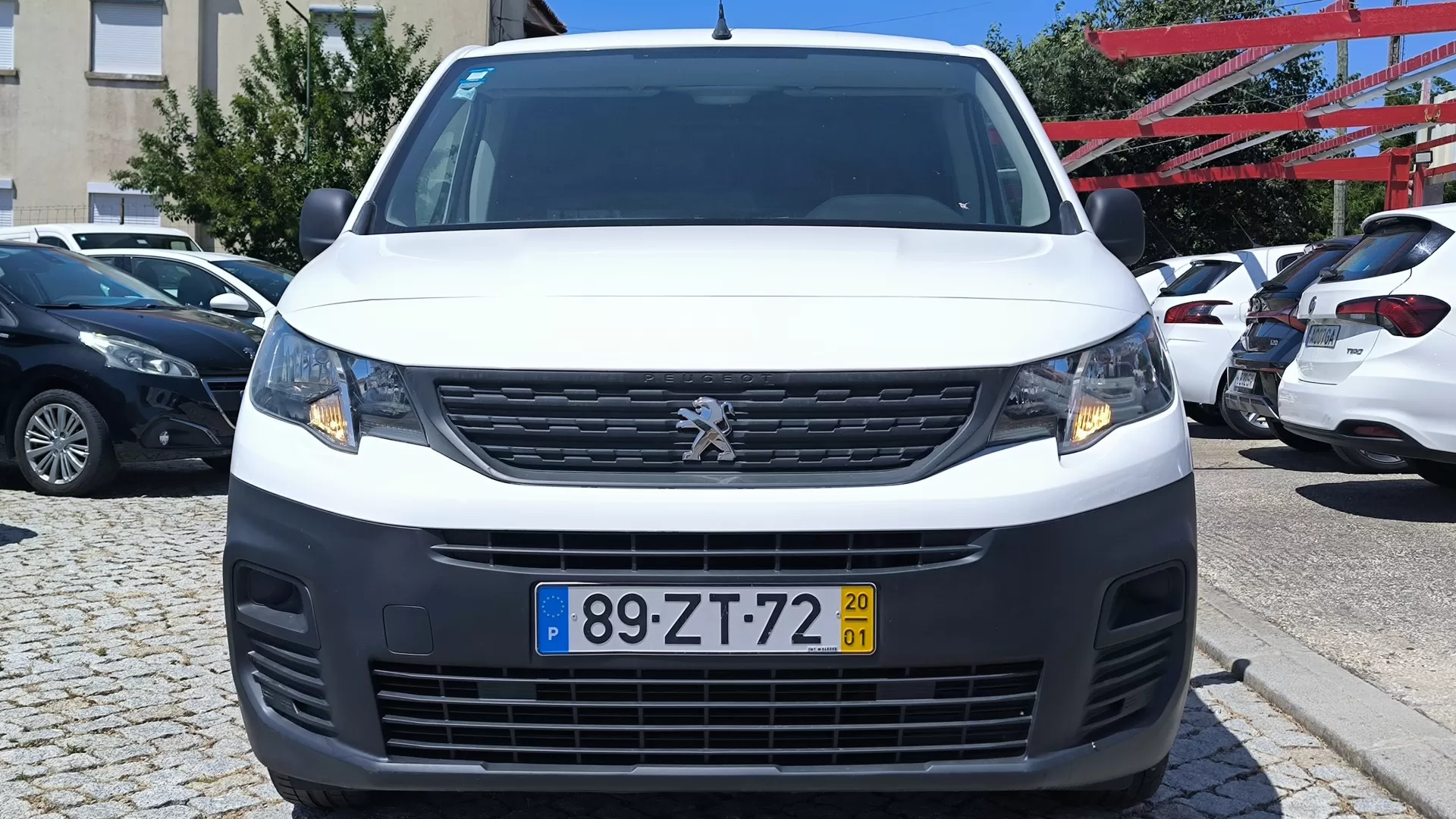 Peugeot  1.5 BlueHDi 100 Pro Standard - foto 2